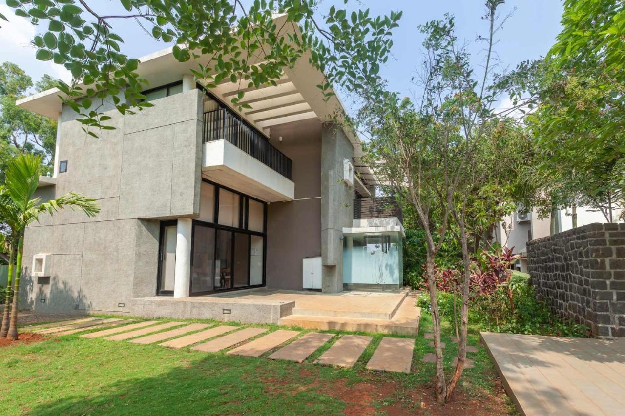 Villa Foresta By Stayvista With Modern Decor, Swimming Pool & Expansive Lawn For A Perfect Escape Lonavala Eksteriør billede