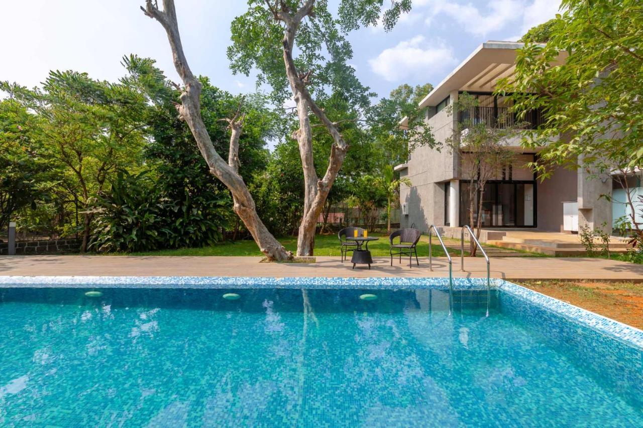 Villa Foresta By Stayvista With Modern Decor, Swimming Pool & Expansive Lawn For A Perfect Escape Lonavala Eksteriør billede