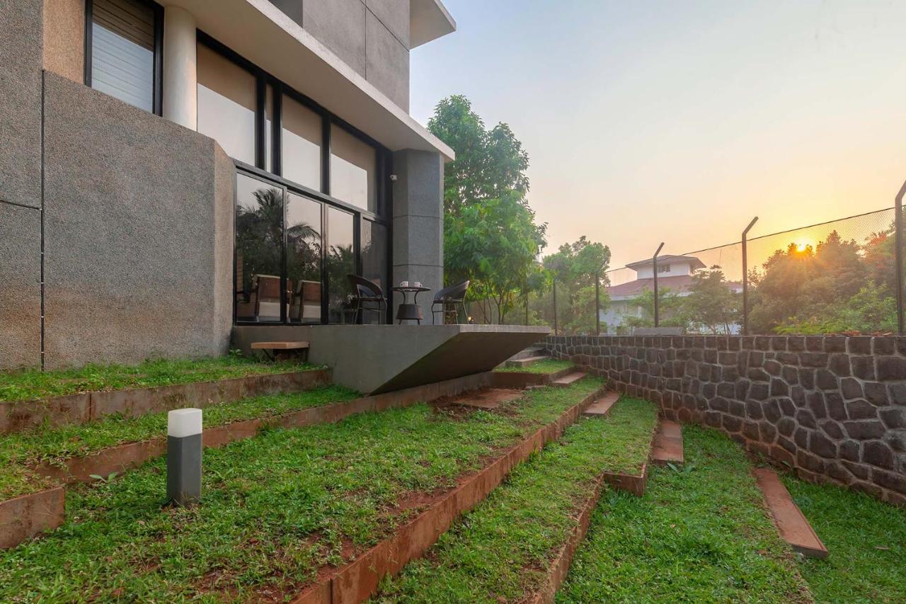 Villa Foresta By Stayvista With Modern Decor, Swimming Pool & Expansive Lawn For A Perfect Escape Lonavala Eksteriør billede