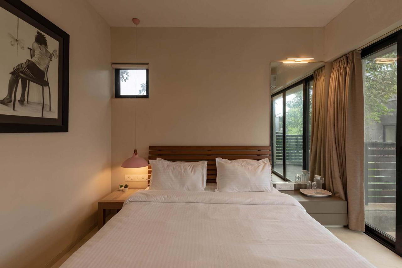 Villa Foresta By Stayvista With Modern Decor, Swimming Pool & Expansive Lawn For A Perfect Escape Lonavala Eksteriør billede
