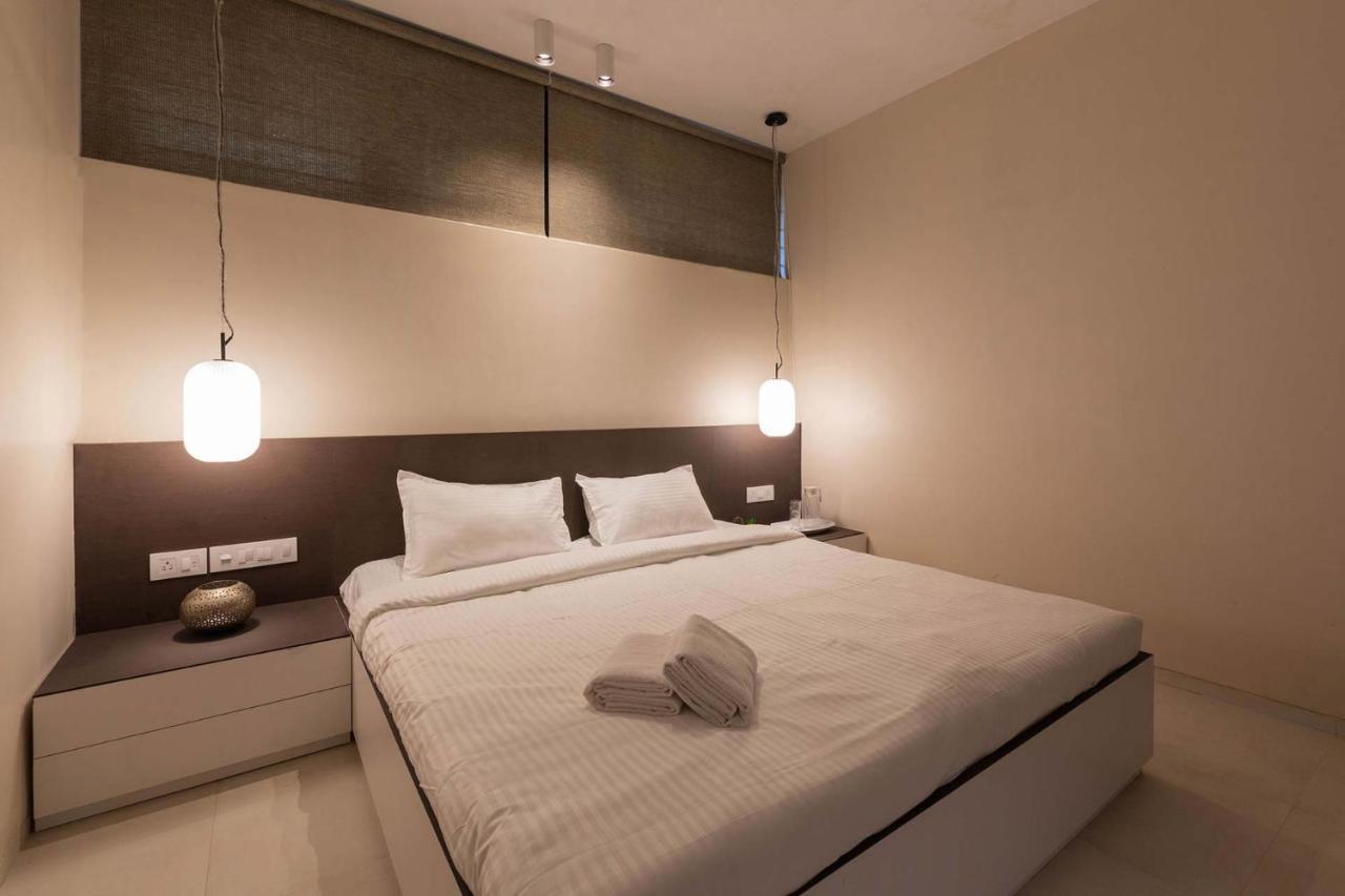 Villa Foresta By Stayvista With Modern Decor, Swimming Pool & Expansive Lawn For A Perfect Escape Lonavala Eksteriør billede